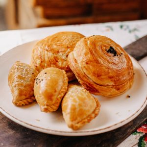Thai Curry Puffs